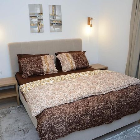 Vila Aras Simeria Екстер'єр фото