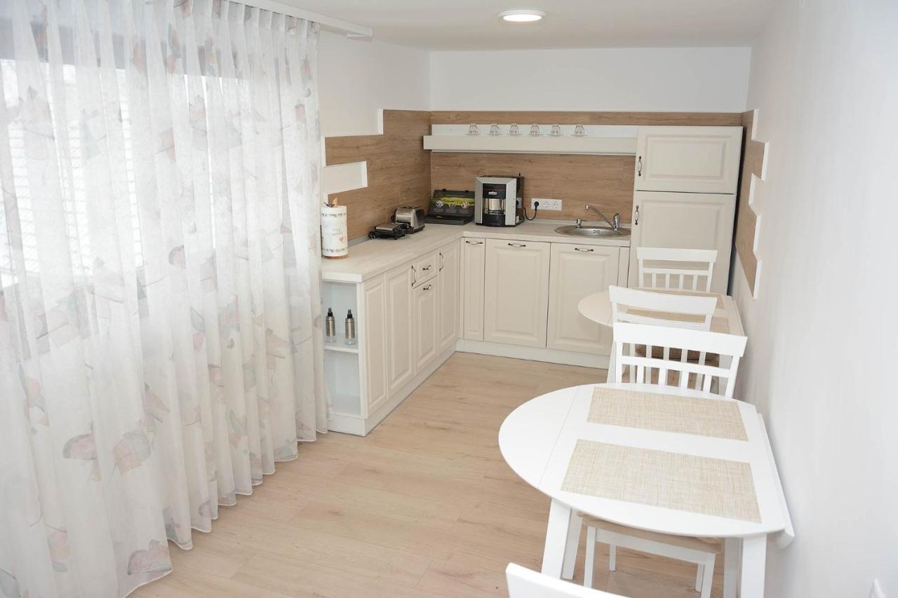 Vila Aras Simeria Екстер'єр фото