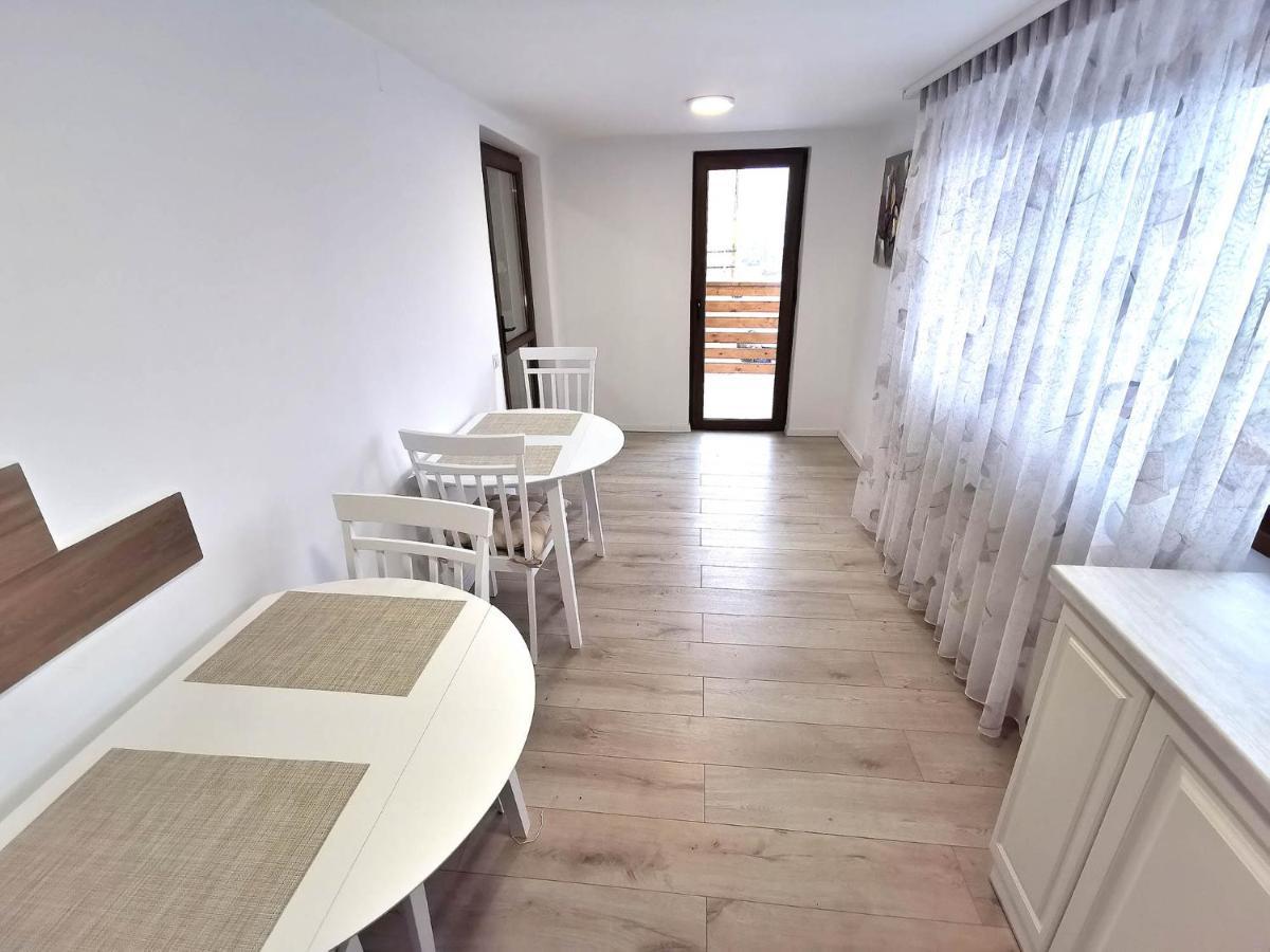 Vila Aras Simeria Екстер'єр фото