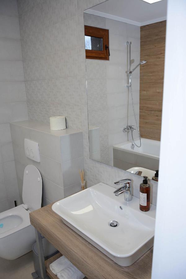 Vila Aras Simeria Екстер'єр фото